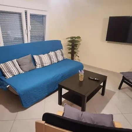 Ray Apartment Flogita
